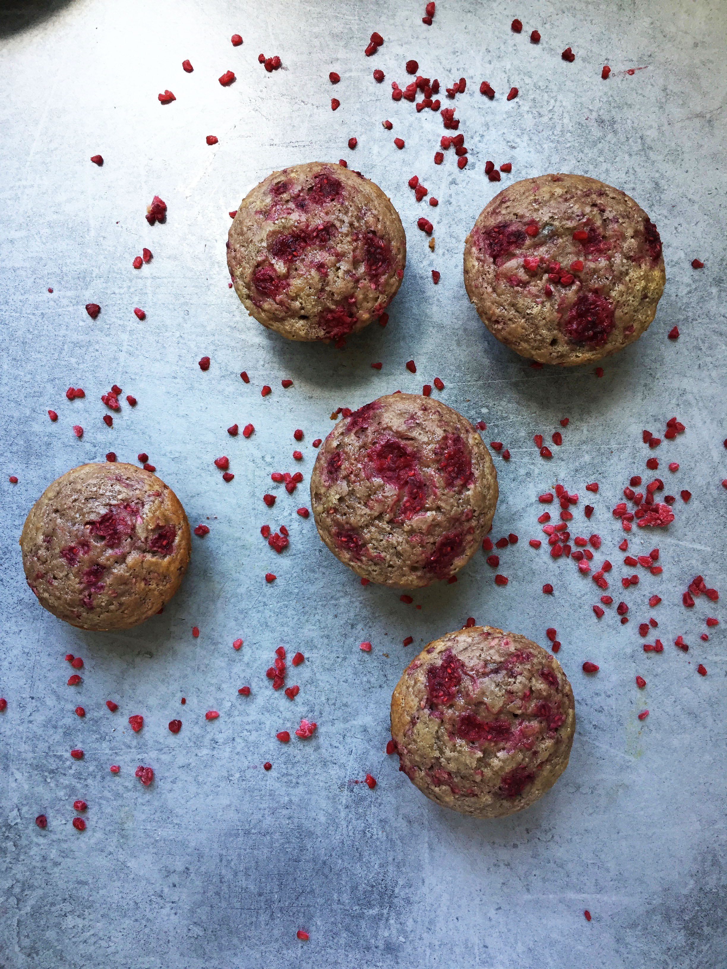 muffins_sans_gluten_bananes_framboises