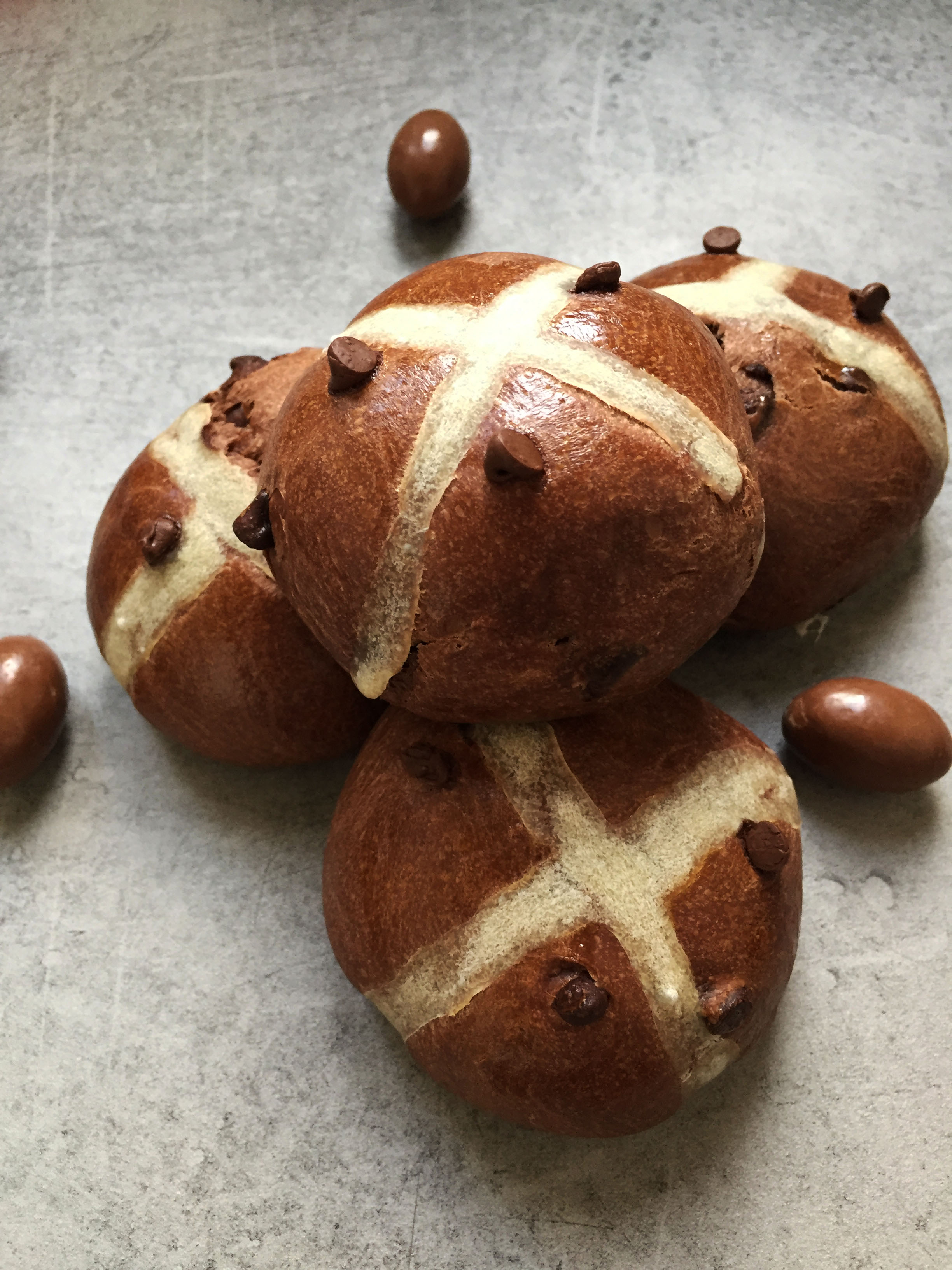 hot_cross_buns_chocolate