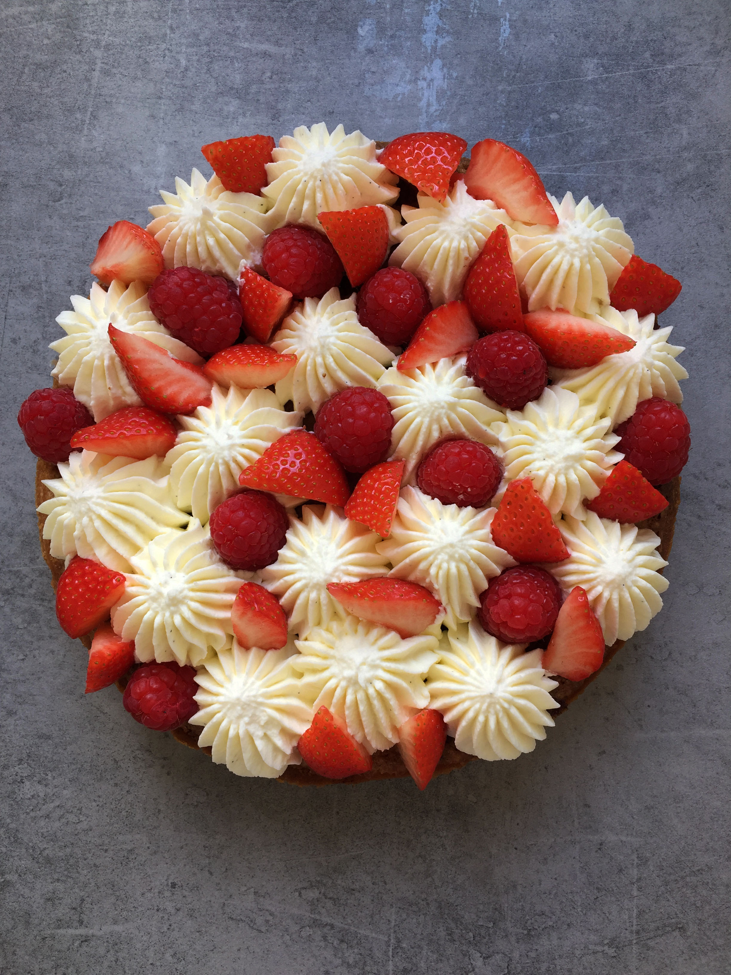 tarte_amandine_fraises_framboises