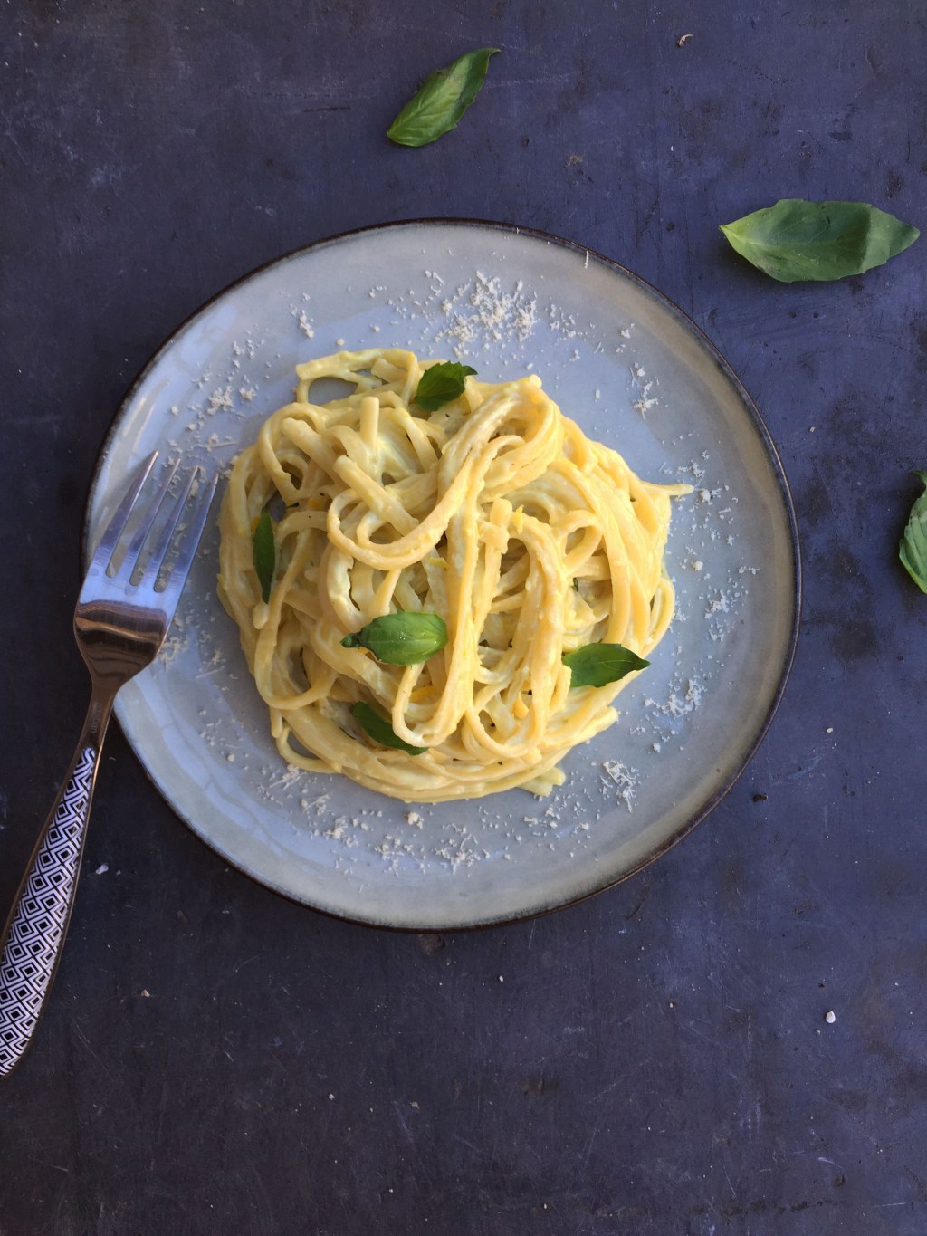 Pâtes à la crème de citron et&nbsp;basilic