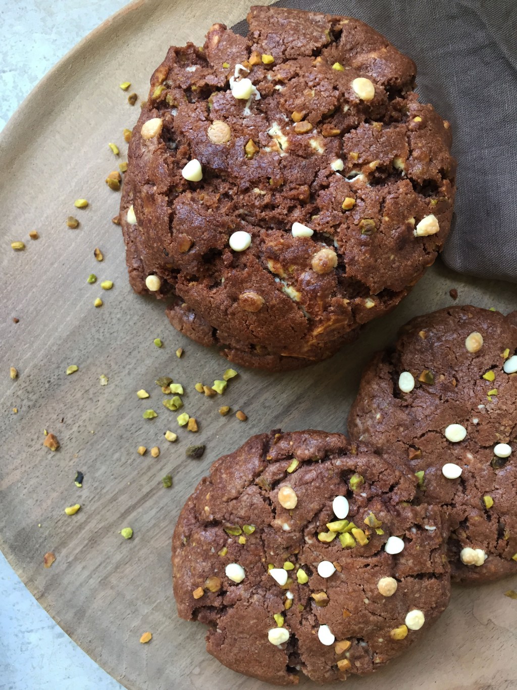 Cookies cacao, chocolat blanc et&nbsp;pistaches