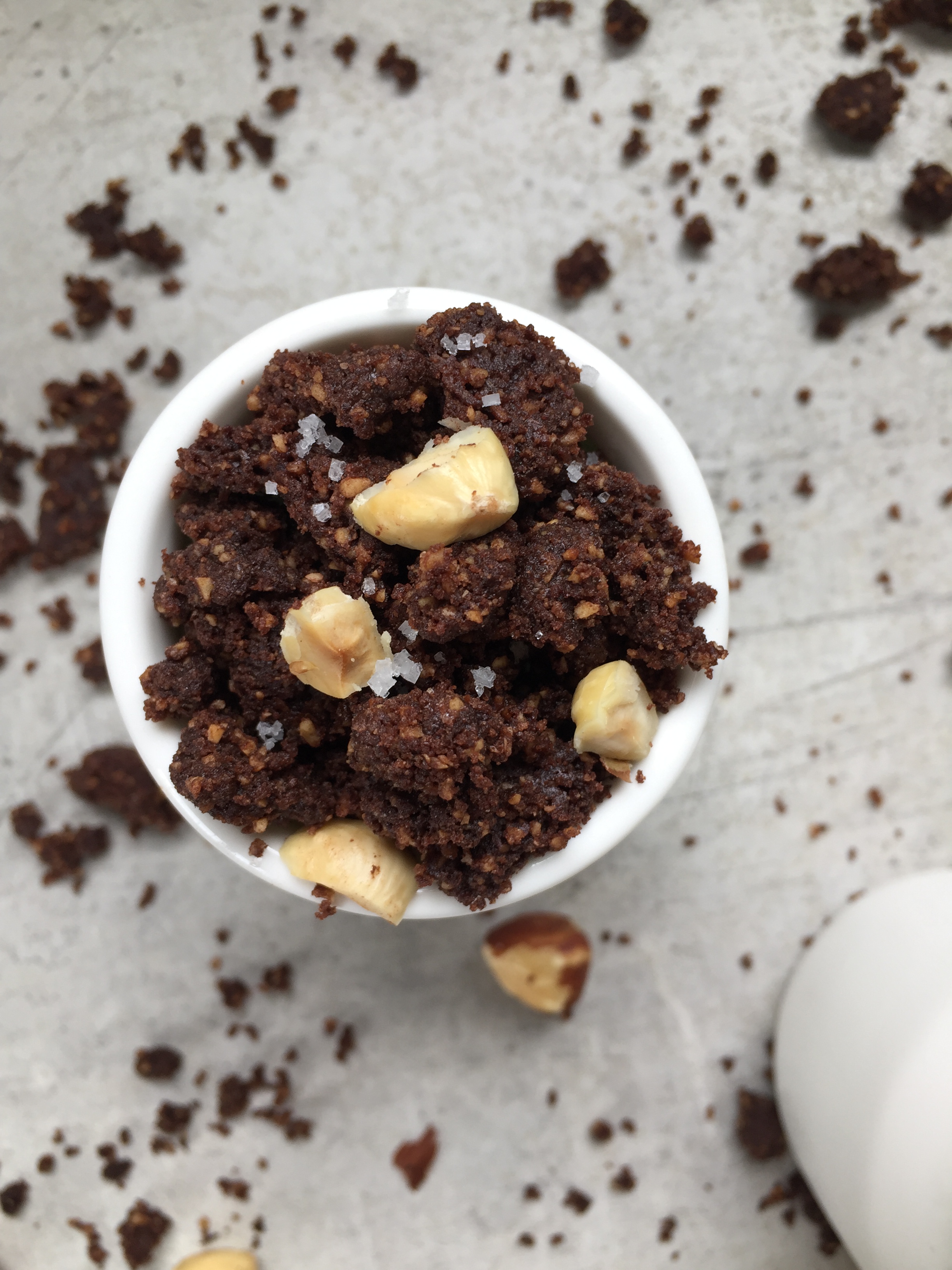 verrines-crème-chocolat-crumble-noisettes-et-cacao