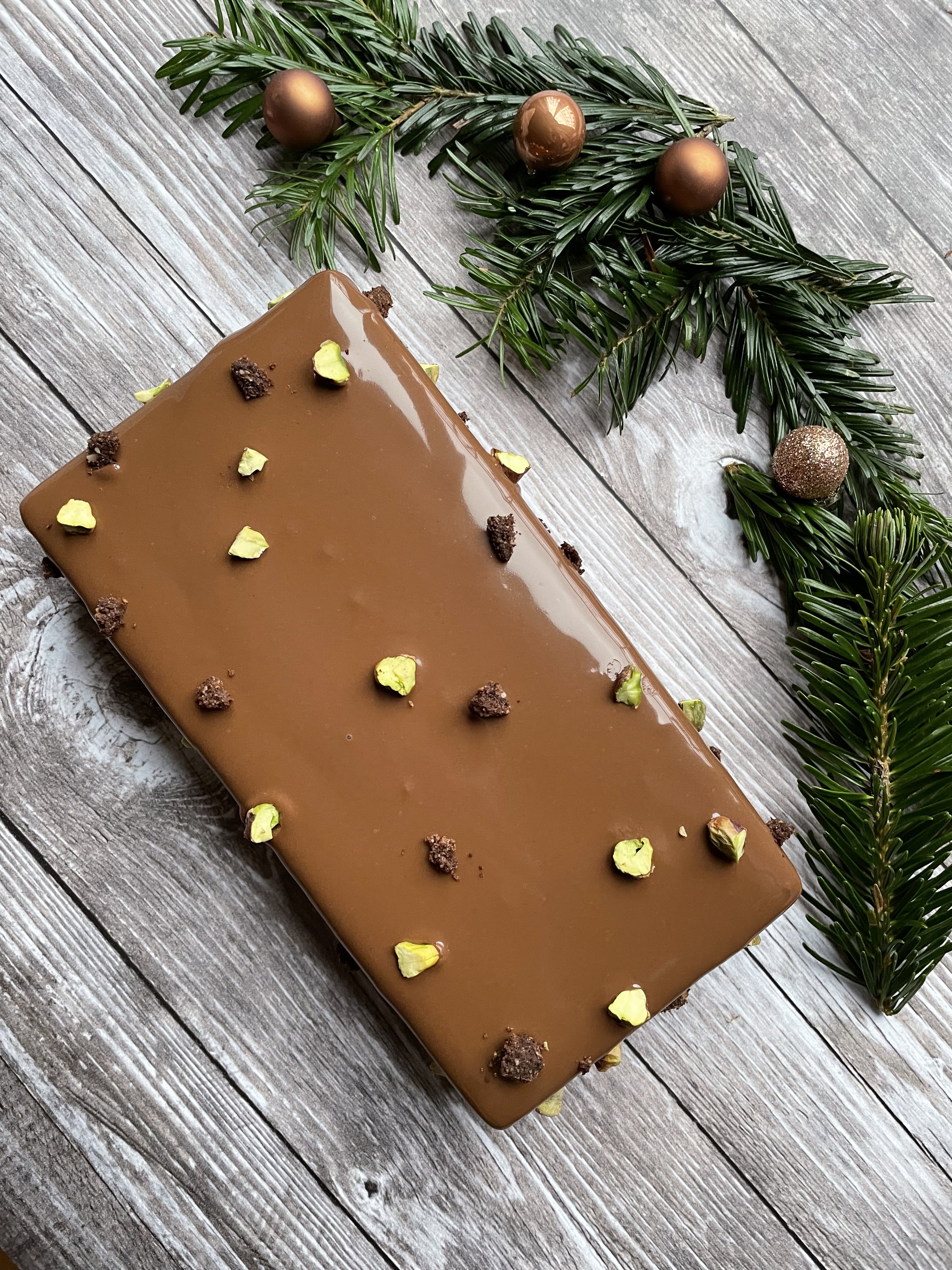 buche-pistache-gianduja-chocolat